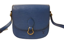 画像をギャラリービューアに読み込む, LOUIS VUITTON ルイヴィトン エピ ミニサンクルー ショルダーバッグ M52215 トレドブルー ゴールド金具 良品 中古 4b002876
