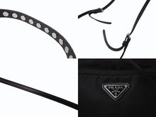画像をギャラリービューアに読み込む, PRADA プラダ スタッズ 巾着 ショルダーバッグ 1BH038 イタリア製 ナイロン レザー ブラック レッド シルバー金具 美品 中古 4b002886