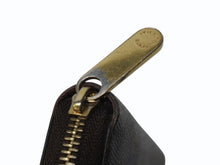 Load image into Gallery viewer, LOUIS VUITTON ルイヴィトン モノグラム ジッピーウォレット 長財布 M42616 ブラウン フューシャ ゴールド金具 美品 中古 4b002916