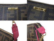 画像をギャラリービューアに読み込む, 極美品 FENDI フェンディ アクセサリーポーチ ショルダーバッグ ズッカ 8M0271 ブラウン ピンク ゴールド金具 中古 4b002918