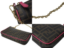 画像をギャラリービューアに読み込む, 極美品 FENDI フェンディ アクセサリーポーチ ショルダーバッグ ズッカ 8M0271 ブラウン ピンク ゴールド金具 中古 4b002918