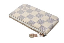 Load image into Gallery viewer, LOUIS VUITTON ルイヴィトン ダミエ アズール ポシェット クレ N62659 コインケース ホワイト 小物 良品 中古 4b002922