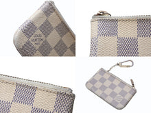 Load image into Gallery viewer, LOUIS VUITTON ルイヴィトン ダミエ アズール ポシェット クレ N62659 コインケース ホワイト 小物 良品 中古 4b002922