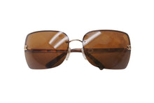 Load image into Gallery viewer, CHANEL シャネル リムレス サングラス 4112 c.125/73 サイズ65◻︎16 120 ココマーク ブラウン メタル レザー 良品 中古 4b002926