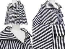 画像をギャラリービューアに読み込む, 新品同様品 CHANEL シャネル ストライプ 24年 アノラック メンズ ココマーク ジャケット P76215 サイズ36 ブラック ホワイト 中古 4b002941