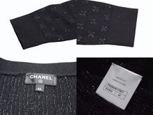 Load image into Gallery viewer, CHANEL シャネル ニット 長袖トップス メンズ P59800K07807 サイズ46 ヘンリーネック ココマーク ココボタン カシミア ブラック 美品 中古 4b002942