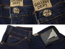 画像をギャラリービューアに読み込む, CHROME HEARTS クロムハーツ GALLERY DEPT. ギャラリーデプト Levi's リーバイス クロスパッチ フレアデニムパンツ サイズ34 20パッチ 美品 中古 4b002946