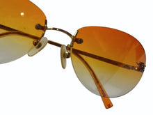 Load image into Gallery viewer, CHANEL シャネル ココマーク サングラス 4013 c.125/56 サイズ 59□16 130 オレンジ グラデーション ゴールド金具 美品 中古 4b002951