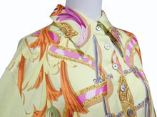 Load image into Gallery viewer, HERMES エルメス ツイルレーヌ 長袖ポロシャツ サイズL カレ シルク コットン ライムグリーン ヴィンテージ 美品 中古 4b002963