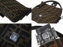 画像をギャラリービューアに読み込む, 極美品 FENDI フェンディ マンマバケット ワンショルダーバッグ 26424 ズッカ柄 キャンバス レザー ブラウン シルバー金具 中古 4b002969