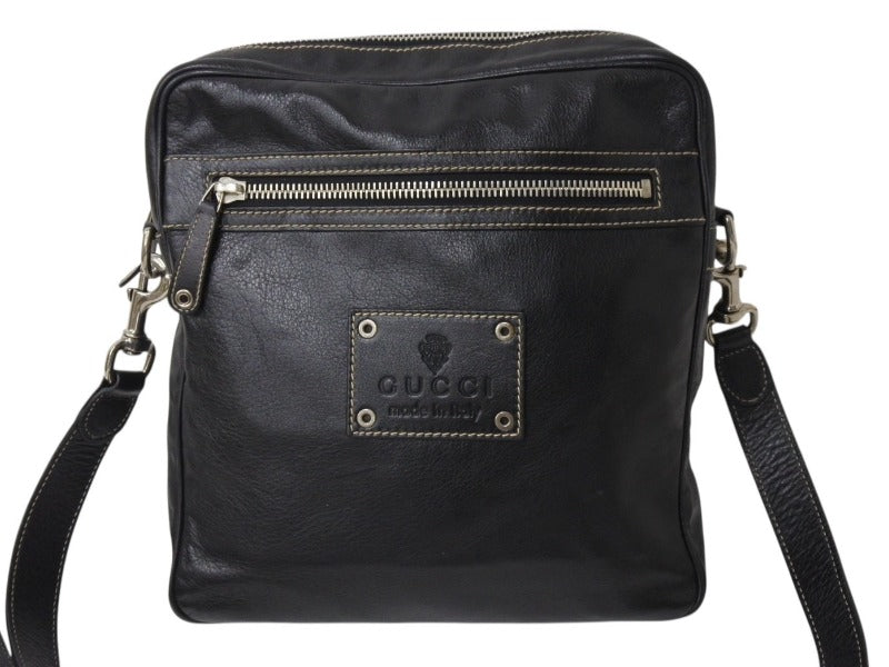 GUCCI グッチ ショルダーバッグ メッセンジャーバッグ クレスト 201451 レザー ブラック シルバー金具 美品 中古 4b002995