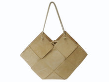 Load image into Gallery viewer, BOTTEGAVENETA ボッテガヴェネタ ハンドバッグ ショルダーバッグ 2way イントレチャート ナッパレザー ケーンシュガー 美品 中古 4b002999