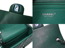 Load image into Gallery viewer, 極美品 CHANEL シャネル 横長 20cm ショルダーバッグ A69900 23番台 ミニマトラッセ グリーン ショルダーチェーン ラムスキン 中古 4b003005