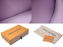 Load image into Gallery viewer, LOUIS VUITTON ルイヴィトン モノグラム マヒナ ジッピー ウォレット ラウンドファスナー 長財布 M82364 ホワイト 美品 中古 4b003017