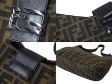 画像をギャラリービューアに読み込む, FENDI フェンディ マンマバケット ホーボー ワンショルダーバッグ 8BR036 ズッカ柄 キャンバス レザー ブラウン 美品 中古 4b003022