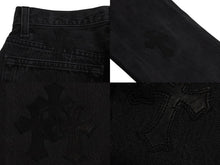 Load image into Gallery viewer, CHROME HEARTS クロムハーツ セメタリークロスパッチ デニムパンツ サイズ26 Levi's リーバイス レディース ブラック 20パッチ 美品 中古 4b003166