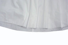 Load image into Gallery viewer, MIU MIU ミュウミュウ ポプリンスカート MG1808 11KY サイズ40 プリーツ ホワイト レッド ブラック 22FW 美品 中古 4b003177