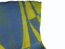 画像をギャラリービューアに読み込む, 新品同様 me ISSEY MIYAKE ミーイッセイミヤケ 転写 ワッフル プリーツ ブラウス ブルー イエロー ポリエステル MI51FK497 サイズF 中古 4b003194