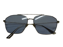 Load image into Gallery viewer, 極美品 Christian Dior クリスチャンディオール サングラス アイウェア J5G サイズ145 メタルフレーム ブルー ゴールド プラスチック 中古 4b003200