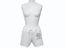 画像をギャラリービューアに読み込む, 極美品 CHROME HEARTS クロムハーツ スウェットショーツ ショートパンツ サイズS CHプラス スクロールrラベルロゴ レディース 中古 4b003229