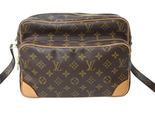 画像をギャラリービューアに読み込む, 極美品 LOUIS VUITTON ルイヴィトン ナイル ショルダーバッグ M45244 モノグラム ブラウン PVC レザー ゴールド金具 中古 4b003239