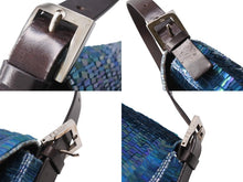 画像をギャラリービューアに読み込む, FENDI フェンディ マンマバケット ワンショルダーバッグ 26424 スパンコール ビーズ ブルー シルバー金具 美品 中古 4b003243