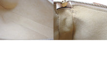 Load image into Gallery viewer, 極美品 LOUISVUITTON ルイヴィトン 村上隆 ポシェットアクセソワール ポーチ M92006 モノグラムチェリーブロッサム 中古 4b003244