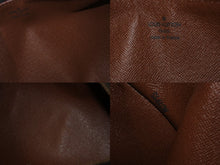 Load image into Gallery viewer, 極美品 LOUIS VUITTON ルイヴィトン パピヨン26 ハンドバッグ M51386 モノグラム PVC レザー ブラウン ゴールド金具 中古 4b003246