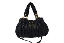 Load image into Gallery viewer, MIUMIU ミュウミュウ マテラッセ ハンドバッグ 2WAY キルティング レザー ブラック ゴールド金具 美品 中古 4b003265