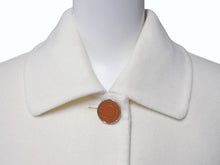 Load image into Gallery viewer, 新品未使用 HERMES エルメス カシミヤ ロングベスト 4E0101DA サイズ34 ダブルフェイス アイボリー 中古 4b003297