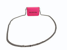 画像をギャラリービューアに読み込む, BALENCIAGA バレンシアガ チェーンミニウォレット 三つ折り財布 ショルダー レザー ピンク シルバー金具 美品 中古 4b003306