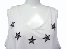 画像をギャラリービューアに読み込む, CHROME HEARTS クロムハーツ タンクトップ ノースリーブ 5Pスター U.S.A製 コットン ホワイト ブラック サイズM 美品 中古 4b003352