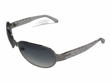 Load image into Gallery viewer, 極美品 CHANEL シャネル ラインストーン サングラス ホワイト シルバー プラスチック アイウェア ロゴ 60☐15 4102 シルバー金具 中古 4b003367