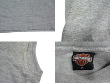 画像をギャラリービューアに読み込む, HARLEY DAVIDSON ハーレーダビッドソン ノースリーブTシャツ COLONIAL グレー ブラウン レッド イエロー サイズ2XL 美品 中古 4b003370