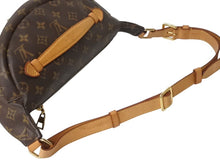 画像をギャラリービューアに読み込む, LOUIS VUITTON ルイヴィトン ボディバッグ M43644 バムバッグ ブラウン モノグラムキャンバス 美品 中古 4b003375