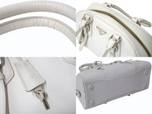 画像をギャラリービューアに読み込む, PRADA プラダ ハンドバッグ トライアングル ロゴ バッグ ホワイト サフィアーノレザー シルバー金具 美品 中古 4b003396