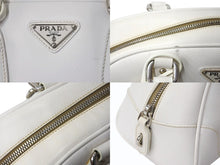 画像をギャラリービューアに読み込む, PRADA プラダ ハンドバッグ トライアングル ロゴ バッグ ホワイト サフィアーノレザー シルバー金具 美品 中古 4b003396