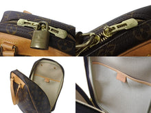 Load image into Gallery viewer, LOUIS VUITTON ルイヴィトン モノグラム エクスキュルシオン シューズバッグ M41450 ブラウン ゴールド金具 美品 中古 4b003403