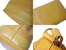 Load image into Gallery viewer, LOUIS VUITTON ルイヴィトン ノエ ショルダーバッグ エピレザー M44009 イエロー パープル ゴールド金具 良品 中古 4b003414