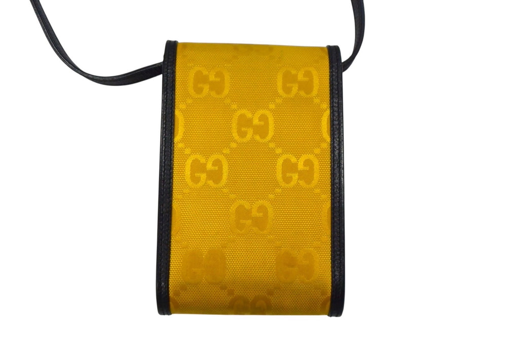 GUCCI グッチ ショルダーバッグ GUCCI OF THE GRID グッチオフザグリッド ジャンボGG GGロゴレザー ナイロン イエロー 美品 中古 4b003415