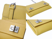 画像をギャラリービューアに読み込む, PRADA プラダ チェーンショルダーバッグ サフィアーノレザー ターンロック イエロー ロゴ金具 シルバー金具 美品 中古 4b003420