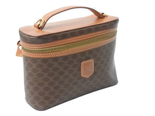 画像をギャラリービューアに読み込む, CELINE セリーヌ マカダム柄 ハンドバッグ バニティバック 化粧ポーチ PVC レザー DM95 ブラウン ゴールド金具 美品 中古 4b003433