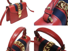 画像をギャラリービューアに読み込む, GUCCI グッチ シルヴィ ミニ 2WAY ハンドバッグ ショルダーバッグ 470270 レザー レッド ネイビー ゴールド金具 美品 中古 4b003445