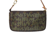 Load image into Gallery viewer, LOUIS VUITTON ルイヴィトン ポシェットアクセソワールモノグラムグラフィティ M92191 ハンドバッグ カーキ 美品 中古 4b003454