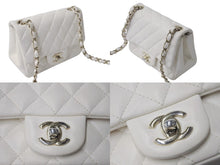 Load image into Gallery viewer, CHANEL シャネル ミニマトラッセ シングルフラップ シングルチェーン ショルダーバッグ ラムスキン ホワイト ゴールド金具 美品 中古 4b003462