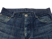 Load image into Gallery viewer, CHROME HEARTS クロムハーツ フレアニー デニムパンツ ジーンズ サイズ33 ホースシューボタン インディゴブルー 美品 中古 4b003492