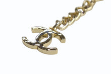 Load image into Gallery viewer, 極美品 CHANEL シャネル ツイード ハート ココマーク ロケットペンダント ネックレス AP9485 B22 K 中古 4b003497