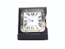 画像をギャラリービューアに読み込む, CARTIER カルティエ サントス トラベルクロック 置き時計 スイス製 レザー ステンレス W0100151 ホワイト 美品 中古 4b003500