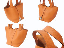 Load image into Gallery viewer, HERMES エルメス ピコタンロック PM ハンドバッグ トリヨンクレマンス オレンジ シルバー金具 ◻︎Q刻印 美品 中古 4b003510