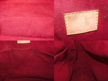 Load image into Gallery viewer, LOUIS VUITTON ルイヴィトン ショルダーバッグ グレタ M40195 モノグラム マルチカラー ホワイト 美品 中古 4b003524